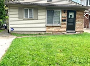 19144 Lexington, Redford, MI 48240