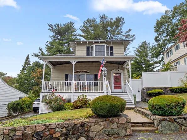 41 Elm St, Saugus, MA 01906