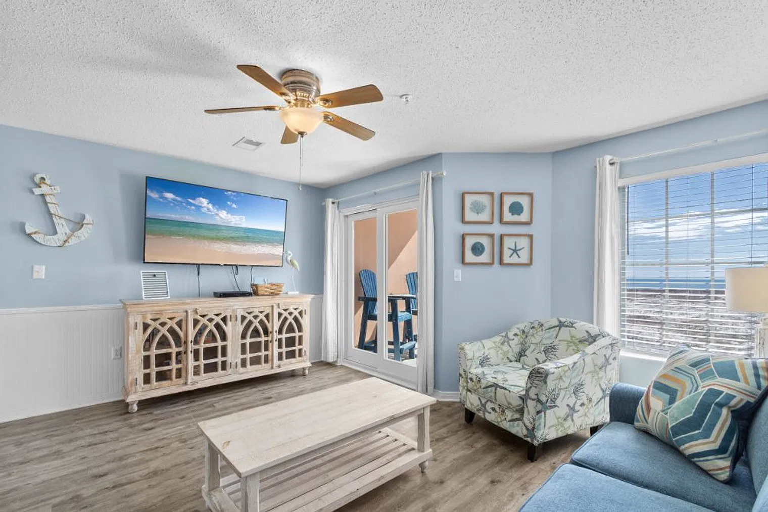 1 bed, 1.0 bath, 613 sqft, $2,392 — Photo 1