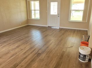 110 Carson St, Red Oak, TX 75154