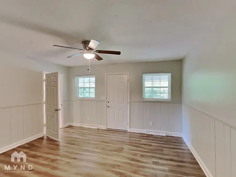 5201 Pinebrook Dr — Photo 18