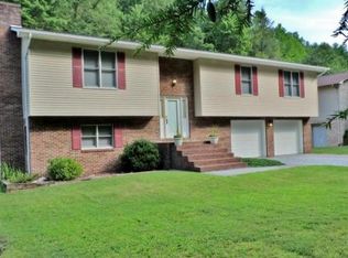 525 Sciota Rd, Unicoi, TN 37692