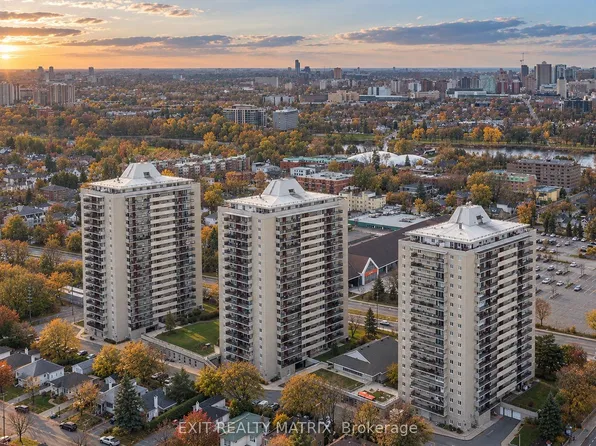 158 McArthur Ave #B-1204, Ottawa, ON K1L 7E7