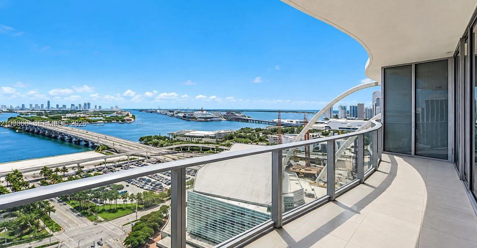 Casa Bella Condo Unit 1804 — Photo 1