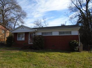 1401 Weststone Dr, Charlotte, NC 28208