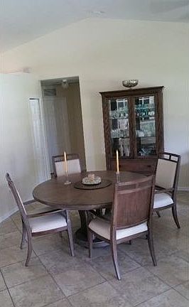 5th image of 1045 Albert Ave
