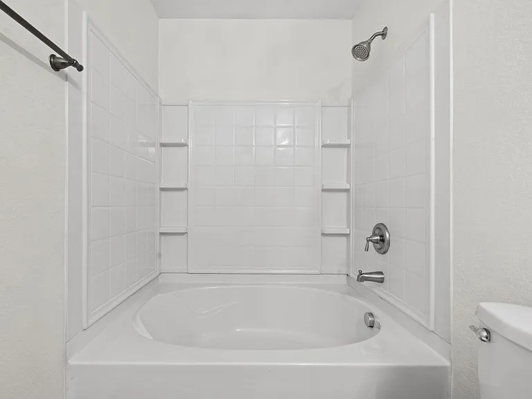 7910 Buffalo View Ln — Photo 18