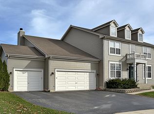 2095 Morningview Dr, Hoffman Estates, IL 60192