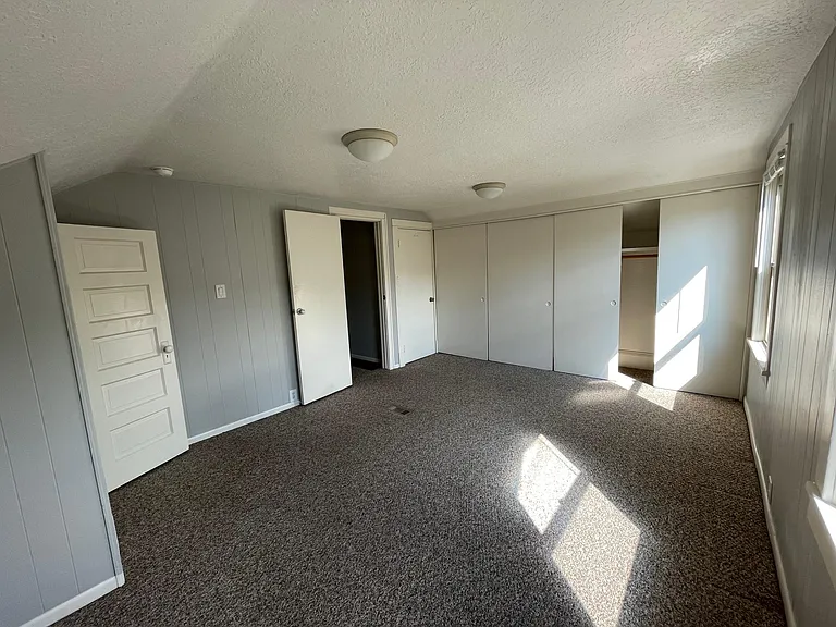 3590 SE Harrison St — Photo 14