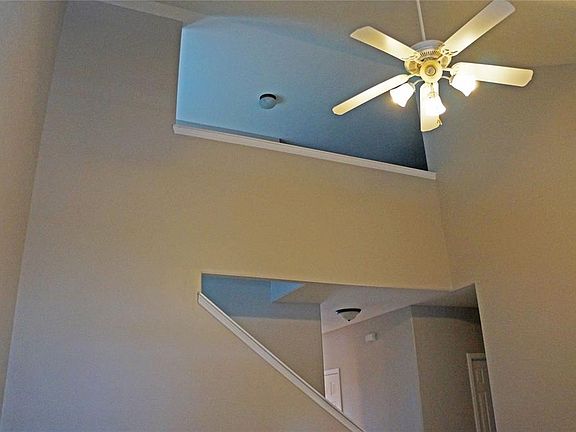4th image of 21122 Sweet River Ln