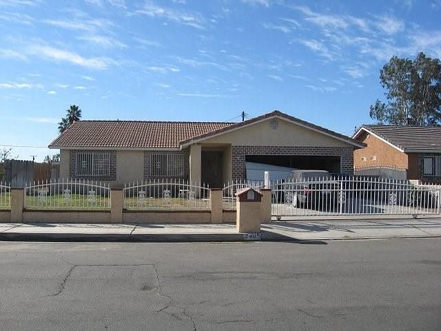 1st image of 2405 Etiwanda Ave