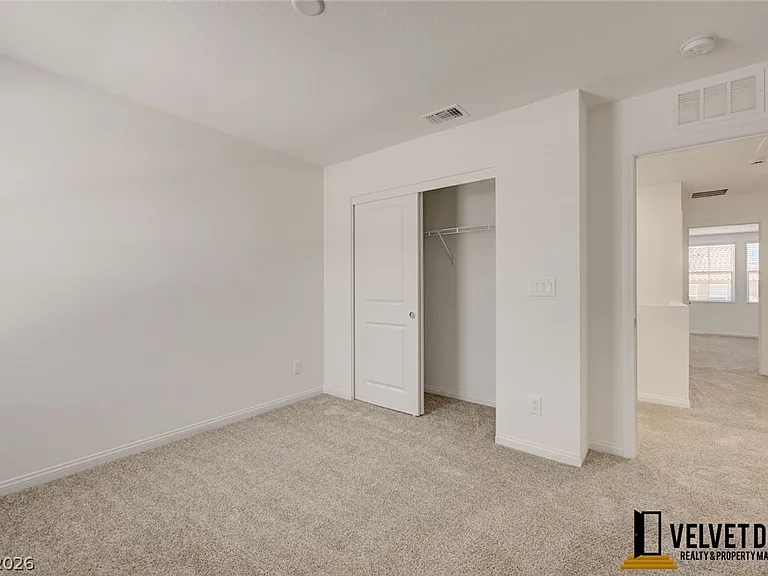 2725 Luzzi Walk — Photo 21