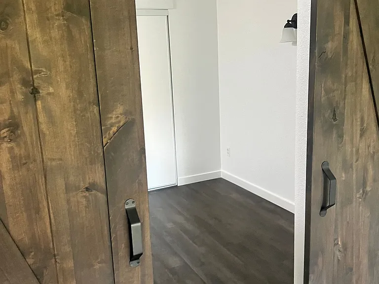 1140 S Colorado Ave — Photo 9