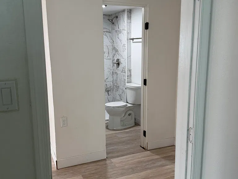 3752 E Polk St #B — Photo 2