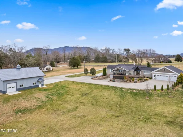 8207 Washington Pike, Corryton, TN 37721