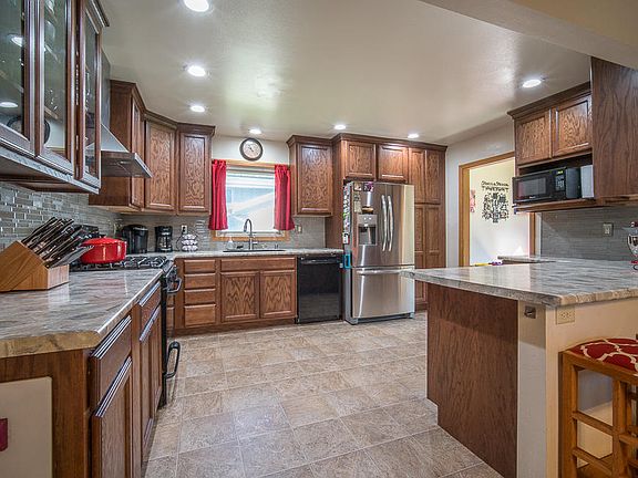 4th image of 4741 N 118th St