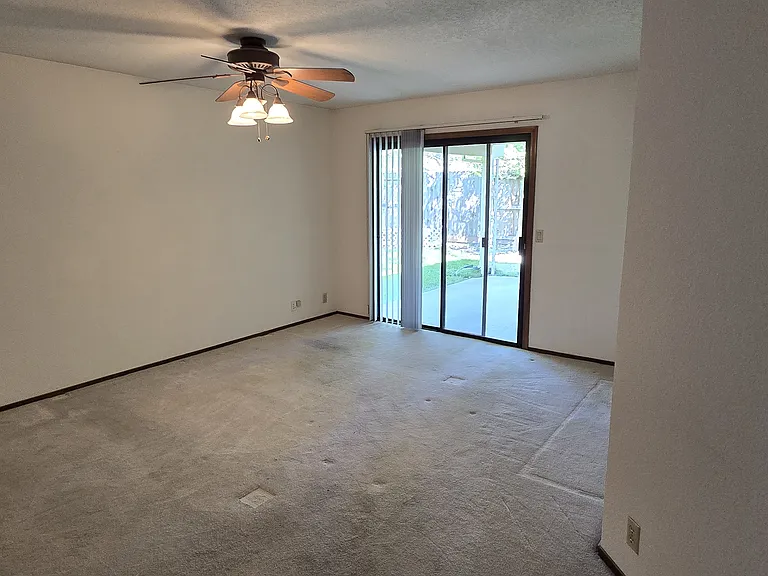 6972 Brandy Cir — Photo 17