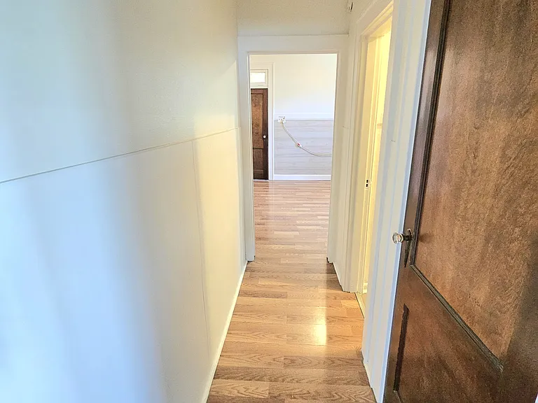 200 E Etta Ave — Photo 5