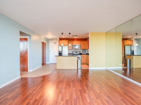 3600 N Lake Shore Dr APT 620