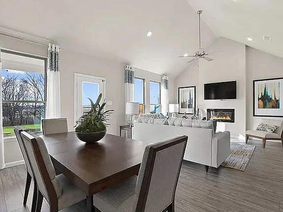 5 bed, 2955 sqft, $2,850 — Photo 4