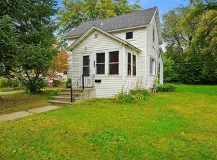 136 S Smalley St, Shawano, WI 54166