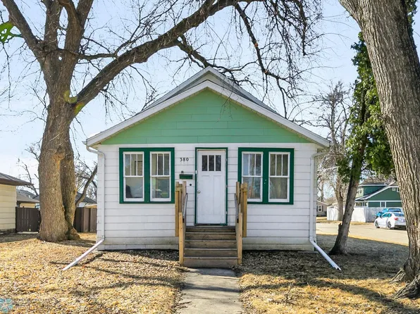 380 Oakland Ave S, Fargo, ND 58103