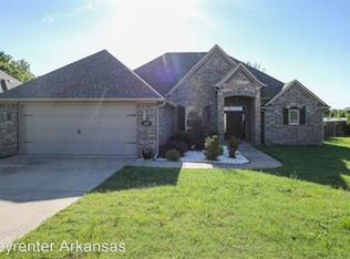 606 SW Barn Valley Rd, Bentonville, AR 72712