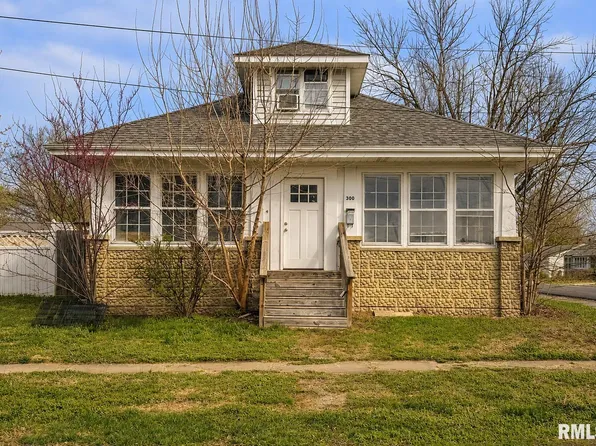 300 W Goodall St, Marion, IL 62959