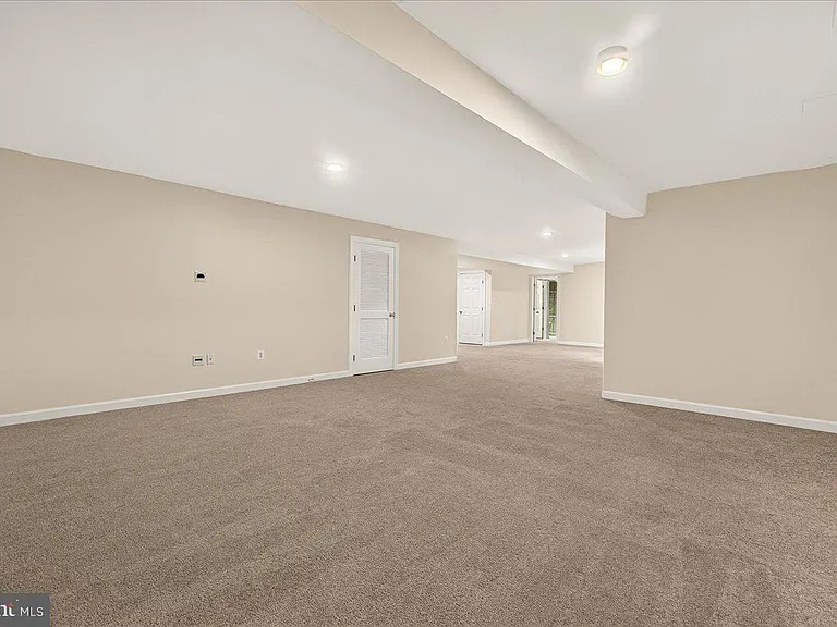 6430 Bellevue Pl — Photo 35