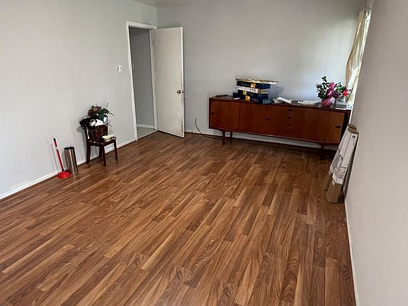 2nd image of 10483 Alcott Dr