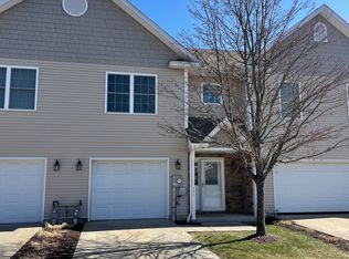 291 Shadow Wood Cir, Archbald, PA 18403