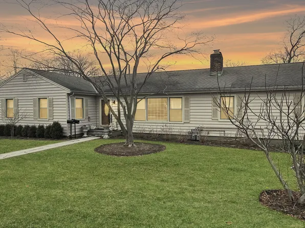 37 Maplewood Drive, Greenwich, CT 06807