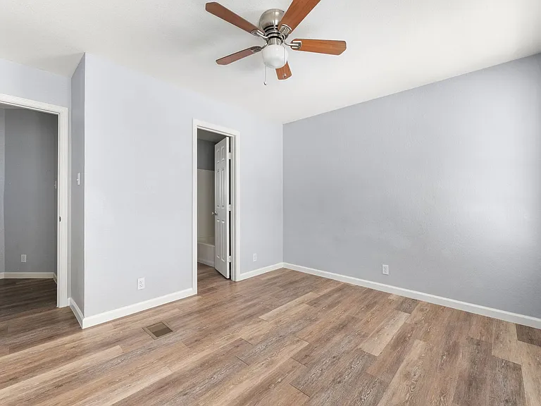 3802 Foust Trl — Photo 28