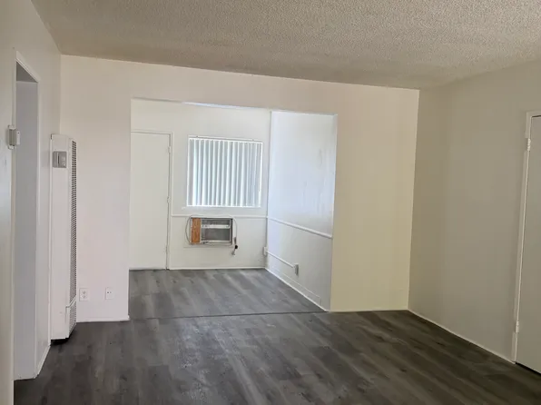 7319 Variel Ave APT 2, Canoga Park, CA 91303