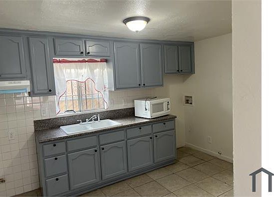 5th image of 1152 S Ditman Ave