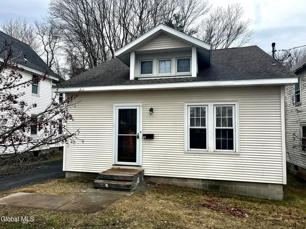 616 Kenwood Avenue, Delmar, NY 12054