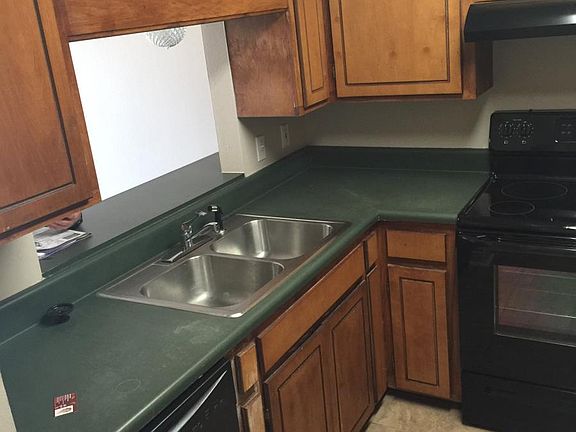 4th image of 100 N Charles St APT 3