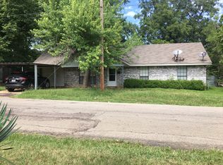 1150 17th St SE, Paris, TX 75460