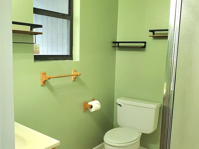 1052 Hidden Hills Dr — Photo 10