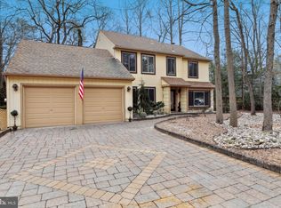3 Elizabeth Ct, Marlton, NJ 08053