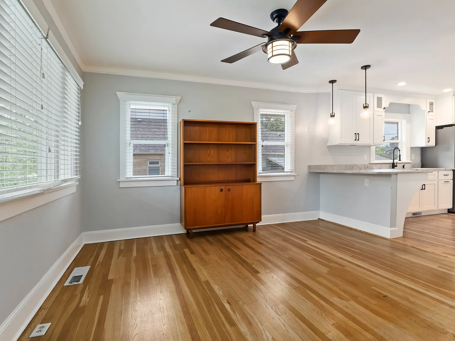 3 bed, 1767 sqft, $3,875 — Photo 4