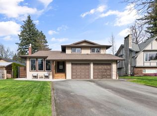 9690 Aberdeen Cres, Chilliwack, BC V0X1X2