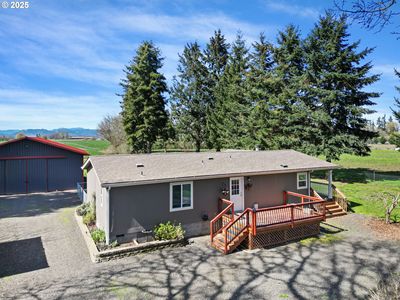 95868 Howard Ln, Junction City, OR, 97448