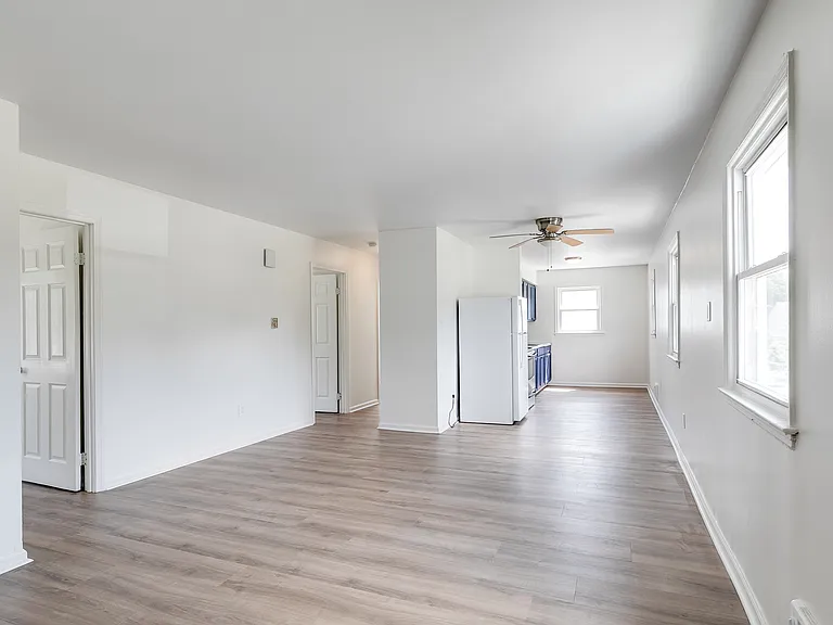 1600 Pollock St #B — Photo 12