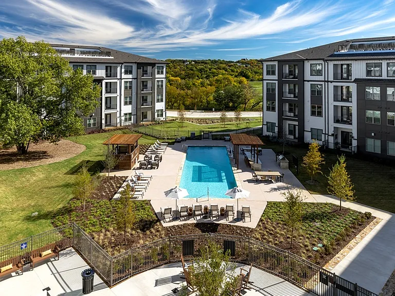 Outdoor Amenities (1)