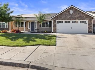5322 W Homan Ave, Fresno, CA