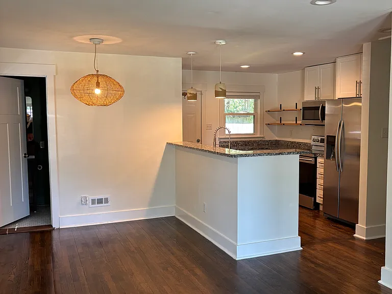 1209 Brighton Rd — Photo 5