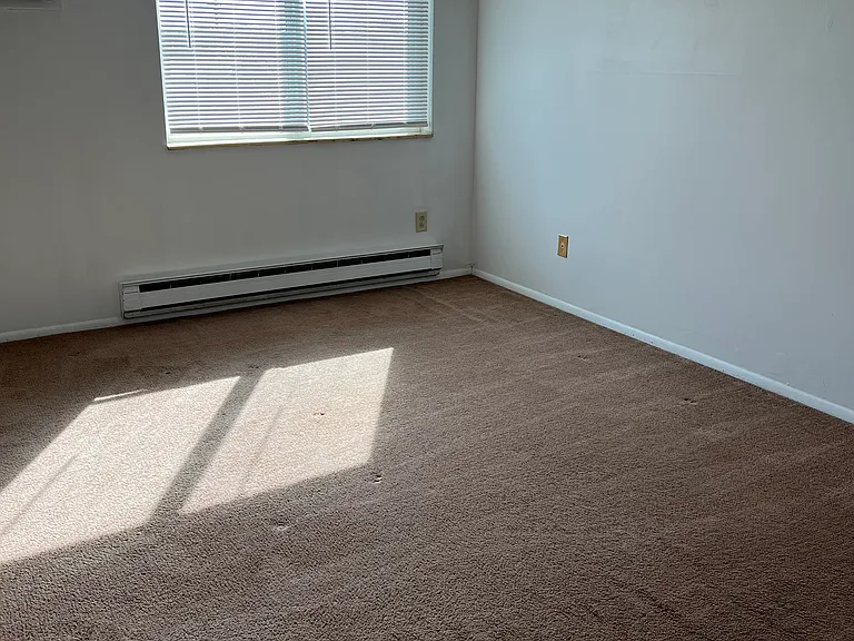 25-49 Rosewood Ct #14B — Photo 10