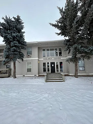 230 W Broadway St Photo 1
