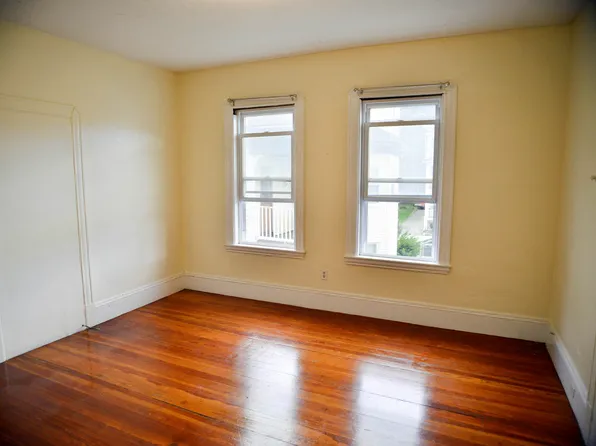 539 Washington St, Brighton, MA